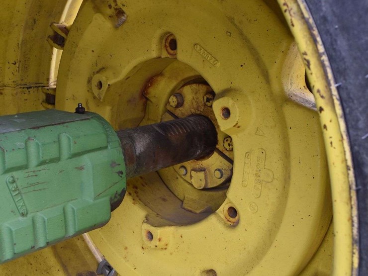 1979-john-deere-4440-image-28