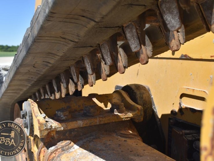 2023-caterpillar-259d3-image-21