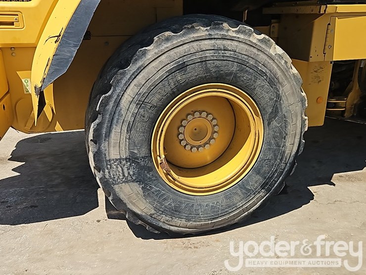 2012-caterpillar-930k-image-11