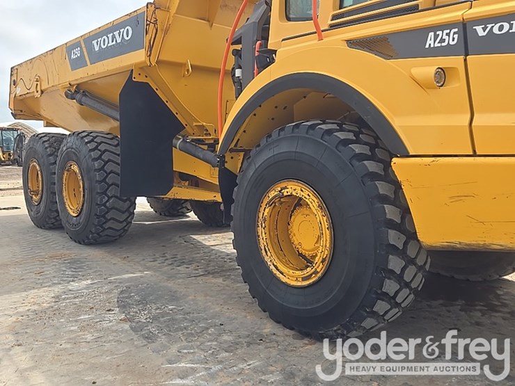 2020-volvo-a25g-image-12