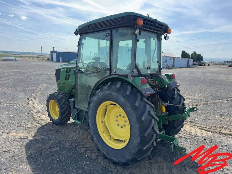 2018-john-deere-5090gn-image-3
