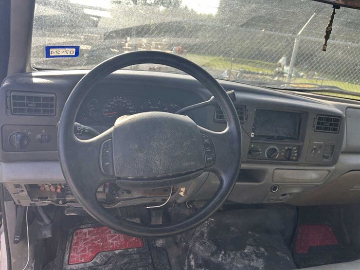 2002-ford-f250-image-13