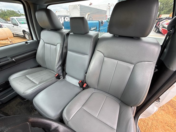 2014-ford-f350-image-19