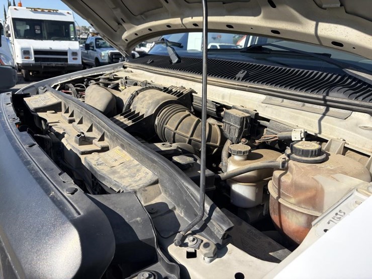 2008-ford-e350-sd-image-6