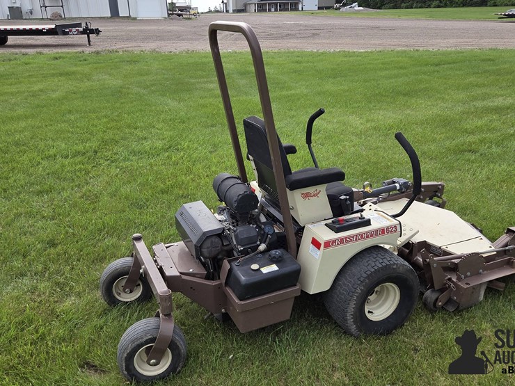 2015-grasshopper-623t-image-5
