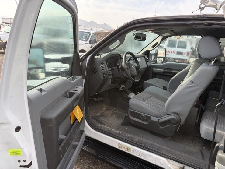 2016-ford-f250-sd-image-12