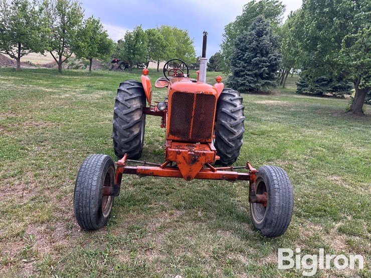 1955-allis-chalmers-wd45-image-2
