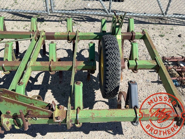 john-deere-1100-image-14