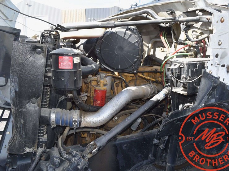 2002-ford-f750-image-17