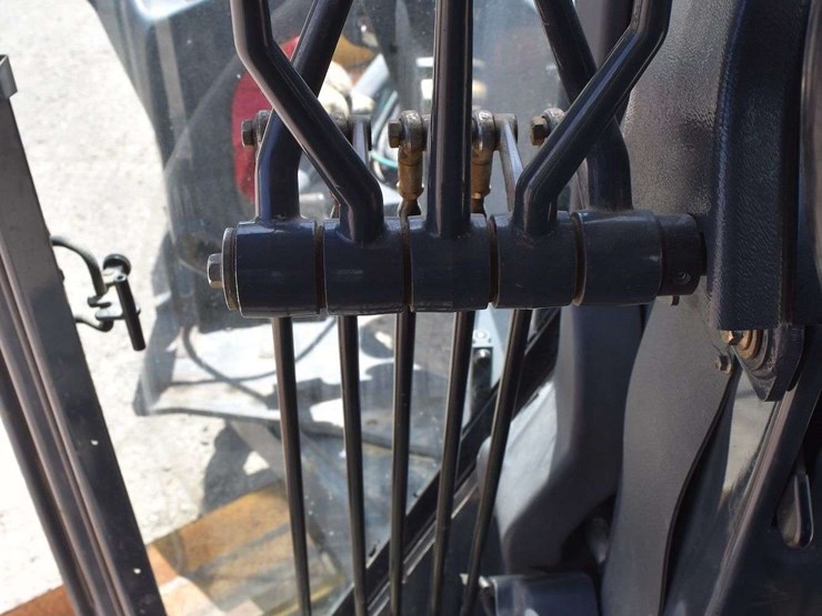 2008-deere-772d-image-87