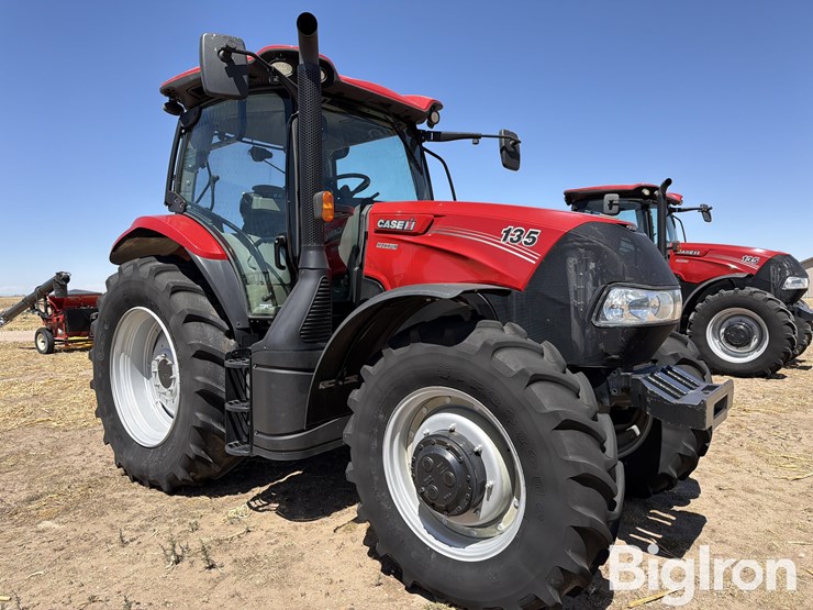 2016-case-ih-maxxum-135-image-1