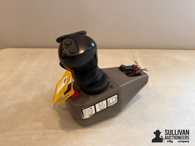john-deere-7330-image-1