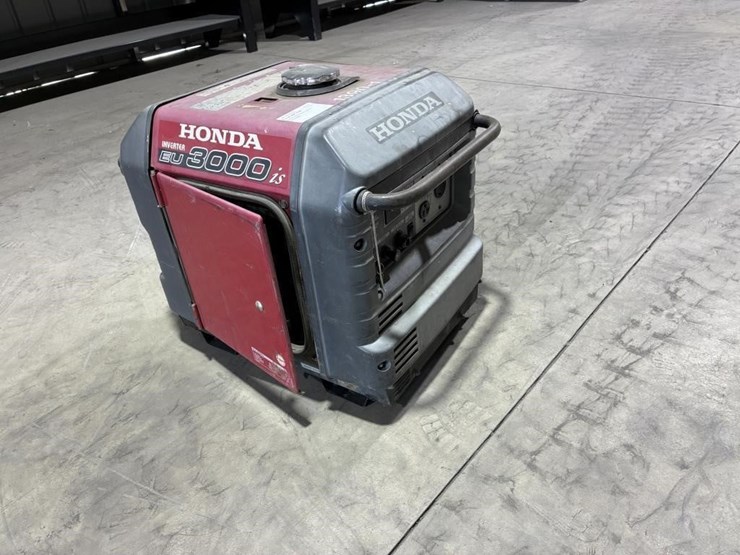 honda-eu3000is-image-1