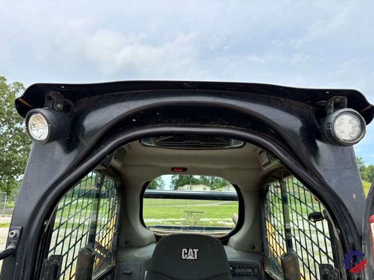 2022-caterpillar-259d3-image-54