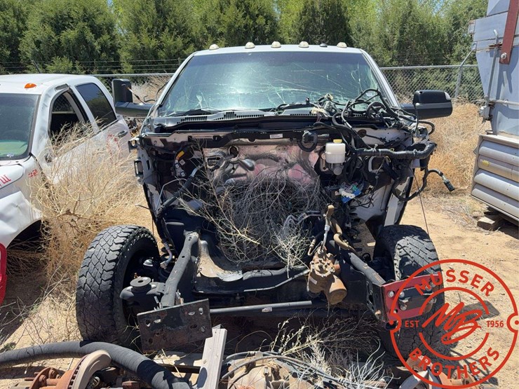 dodge-3500-image-5