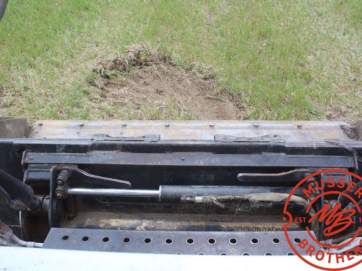 2001-bobcat-873-image-23