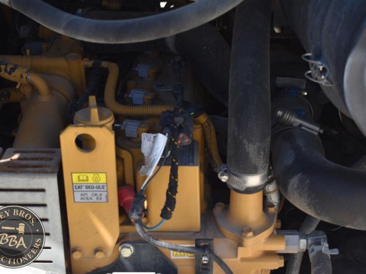 2023-caterpillar-259d3-image-25