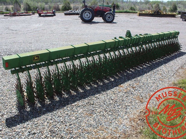 john-deere-400-image-7