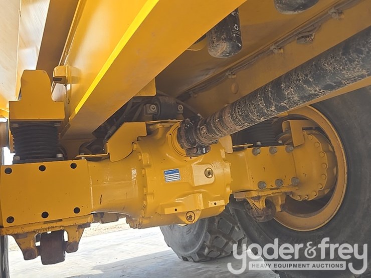 2023-deere-260e-image-27