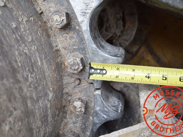 2010-caterpillar-d7e-image-26