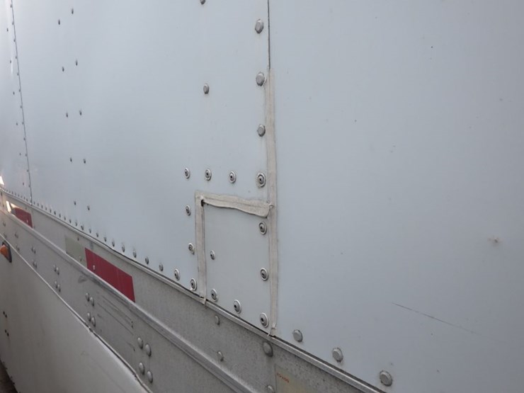 2005-utility-4000d-x-image-27
