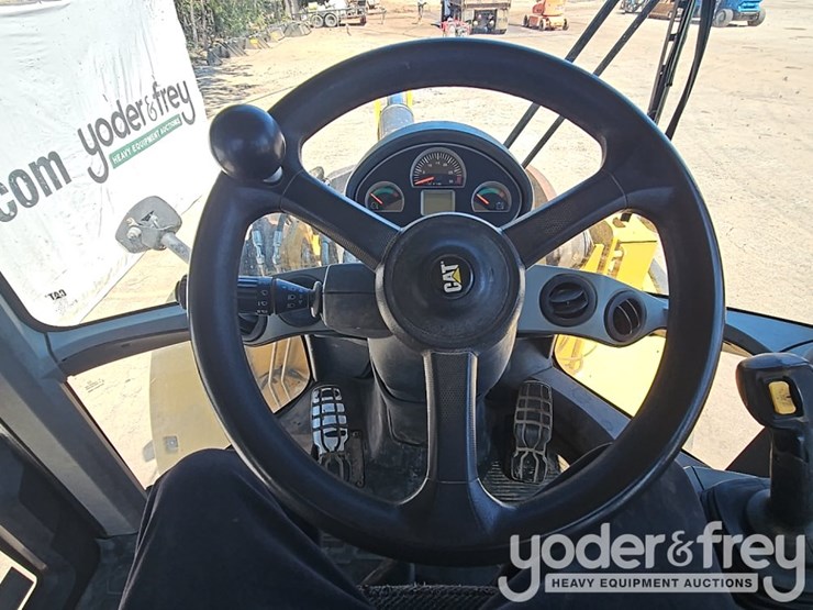 2012-caterpillar-930k-image-43