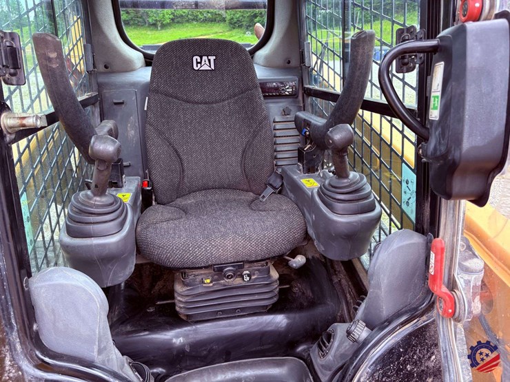 2018-cat-259-skid-steer-image-50