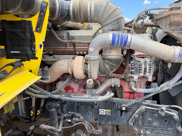 2016-kenworth-t800-image-10