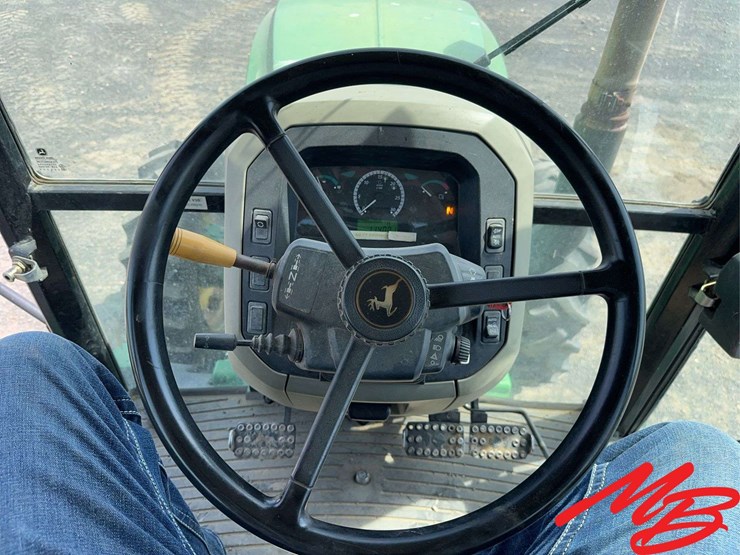 2012-john-deere-5100m-image-36