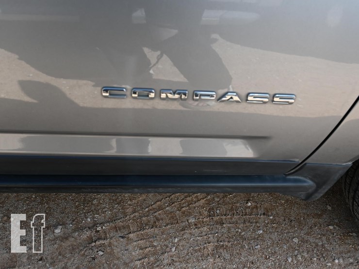 2016-jeep-cherokee-image-4