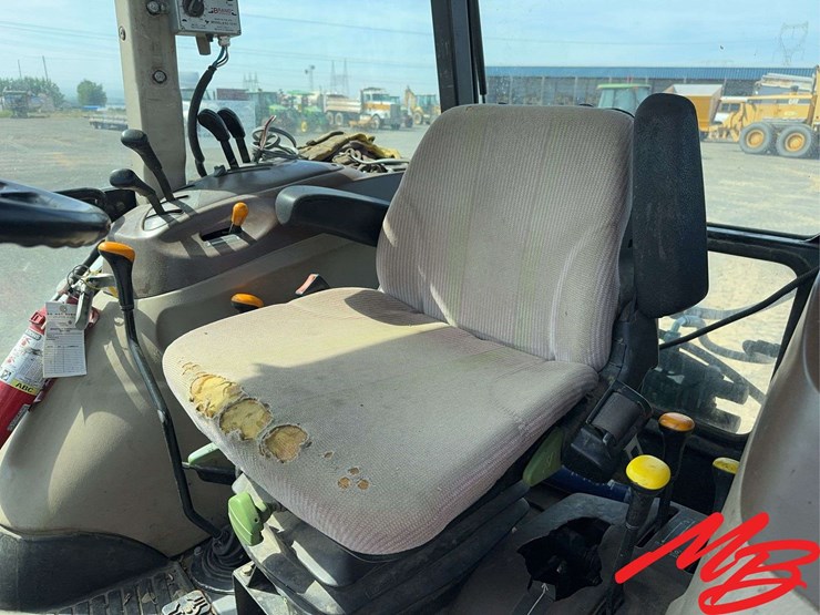2003-john-deere-5520-image-24