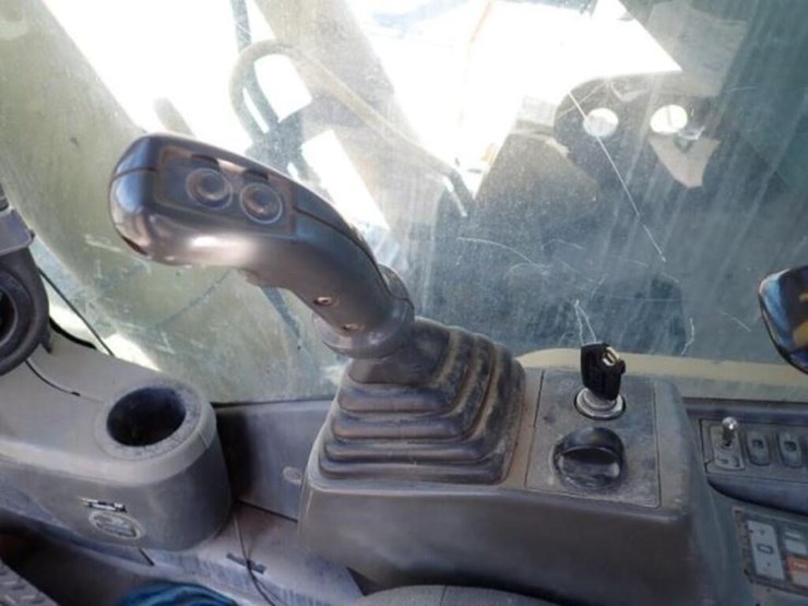 2006-caterpillar-345cl-vg-image-12