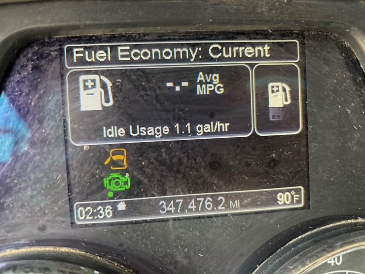 2020-peterbilt-567-image-13