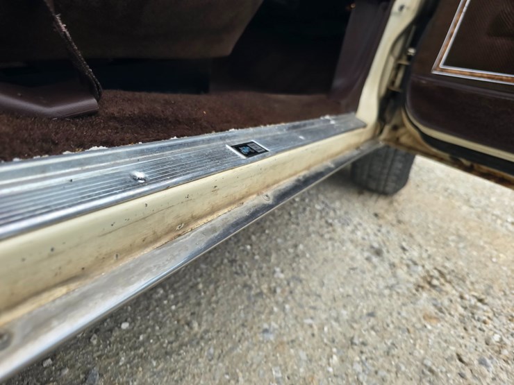 #24004-•-1984-buick-lesabre-passenger-car-image-69