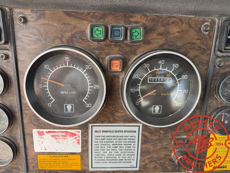1995-kenworth-t800-image-29