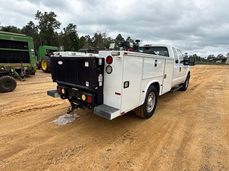 2016-ford-f350-image-4