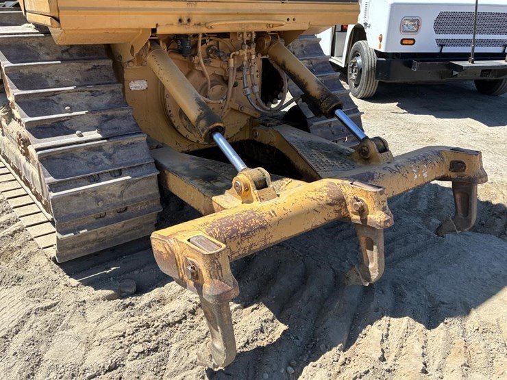2000-caterpillar-d5m-image-12