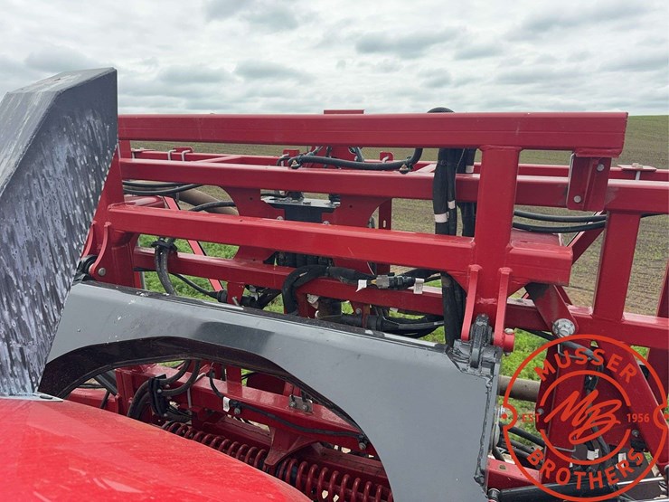 2023-case-ih-4450-image-70
