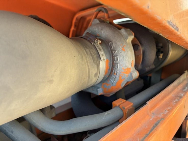 1999-john-deere-6410-image-40