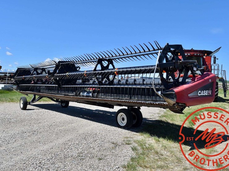 2009-case-ih-2152-image-1