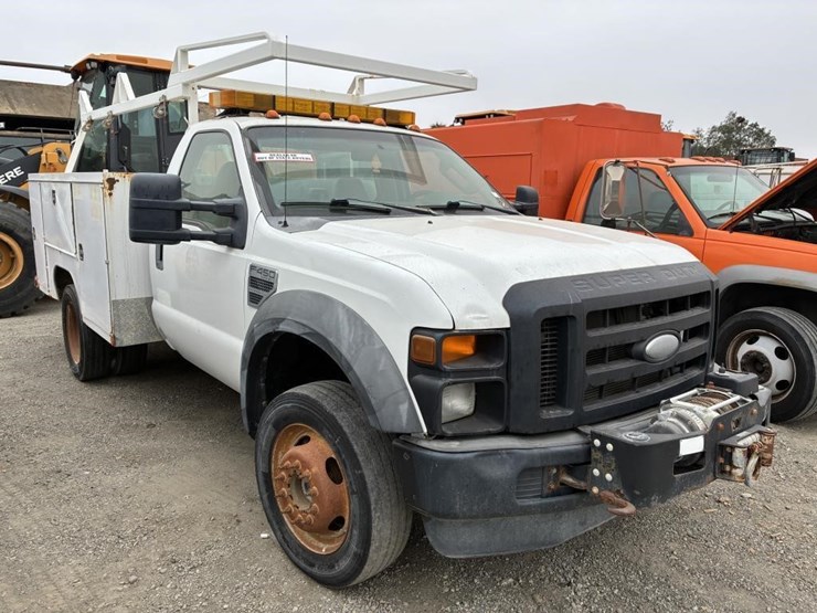 2010-ford-f450-sd-image-2