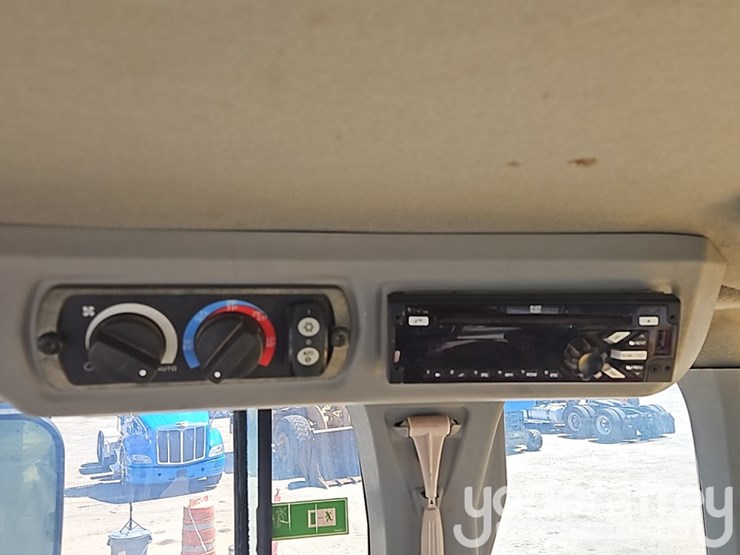 2012-caterpillar-930k-image-36