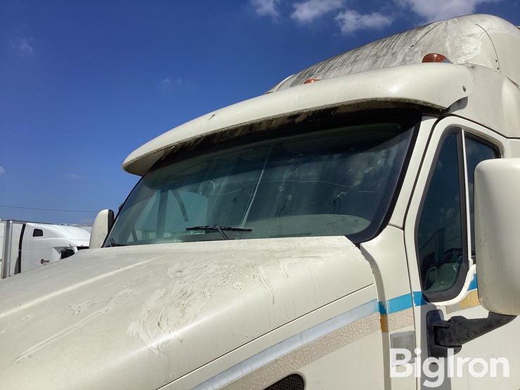 2003-peterbilt-387-image-17