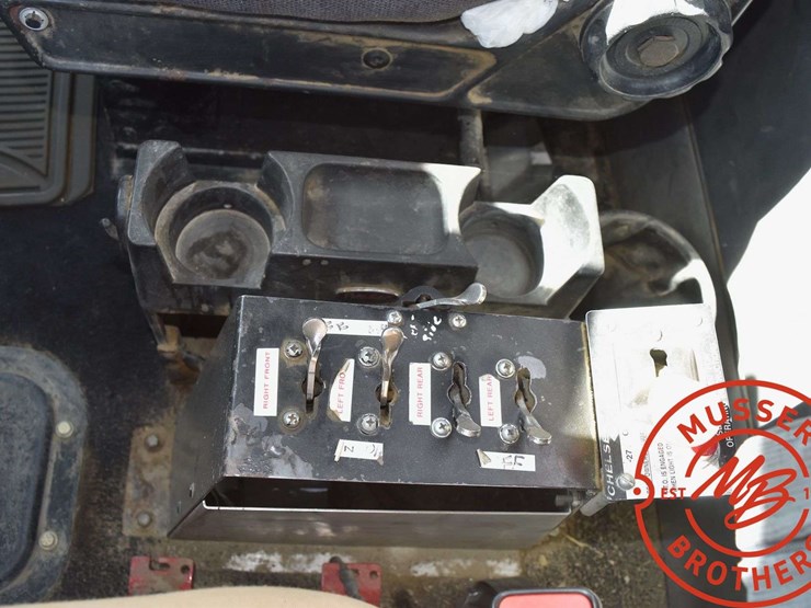 1994-peterbilt-379-image-51