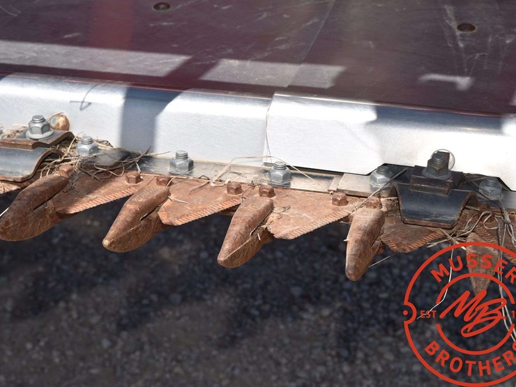 2012-case-ih-3020-image-29
