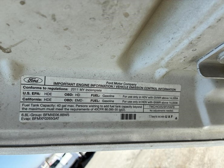 2011-ford-f550-image-8