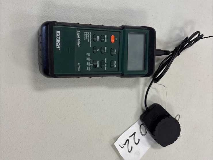 #4022-•-maycor-multimeter-with-case-image-5