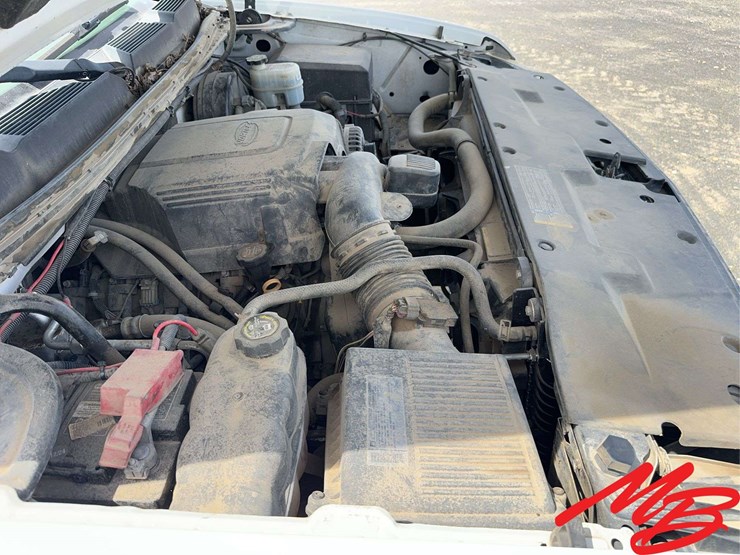 2010-chevrolet-silverado-1500-image-26