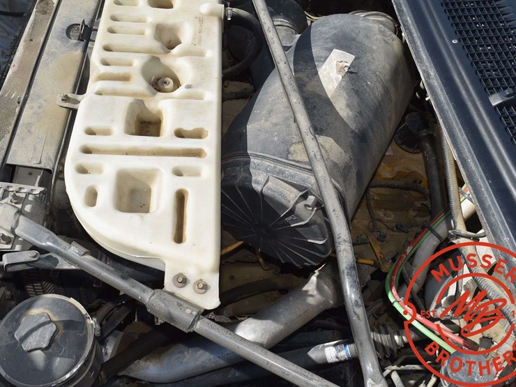 2002-ford-f750-image-19