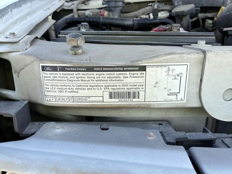 2002-ford-e350-sd-image-11
